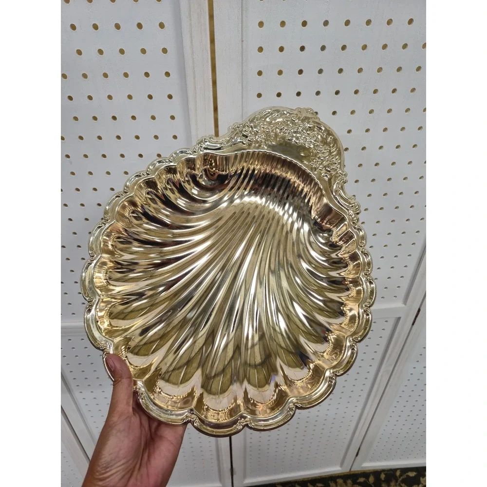 Leonard Silverplated Shell Serving Tray Scalloped Floral Vintage Catchall Dish
